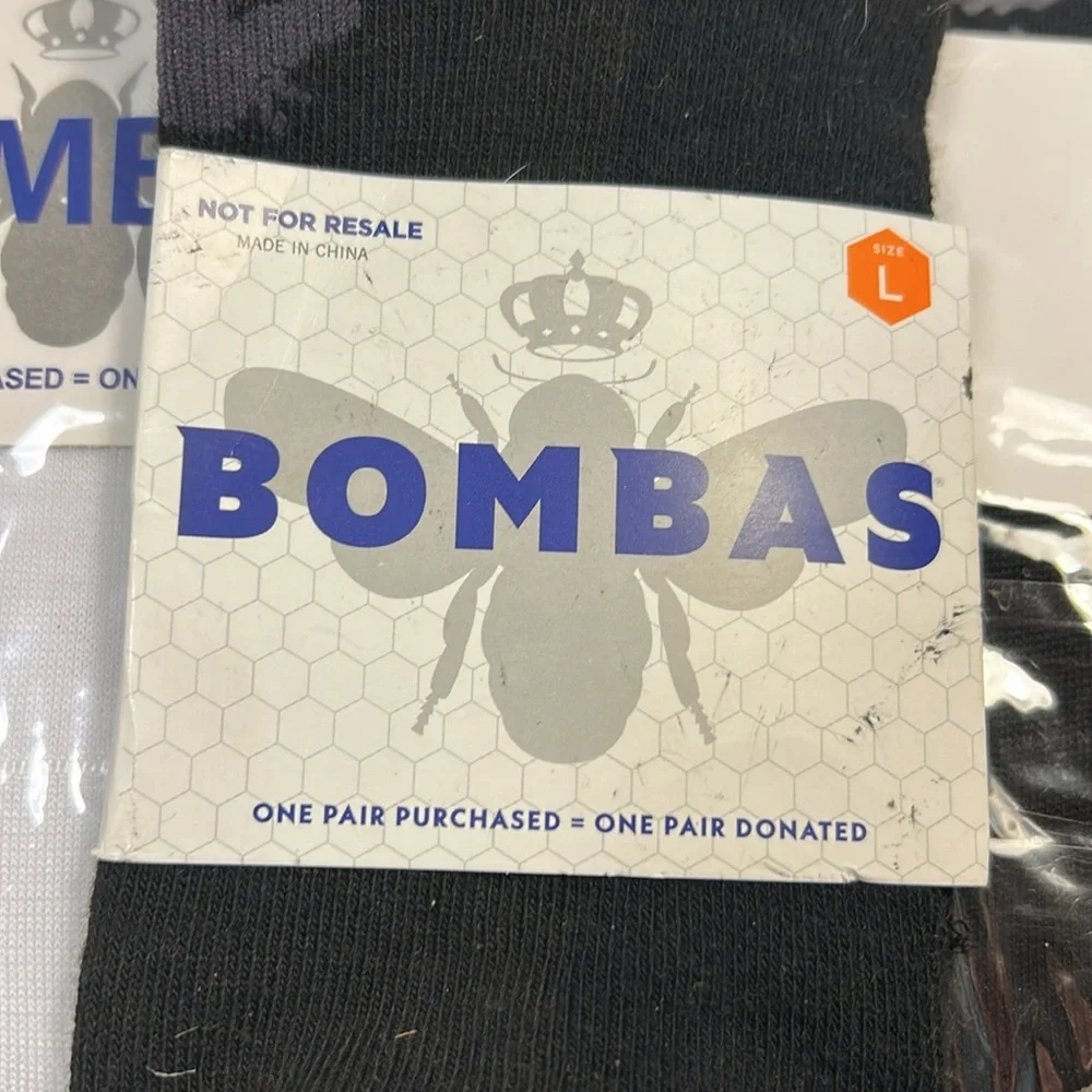 NWT Bombas bundle of 3 pairs low socks stamped sz L